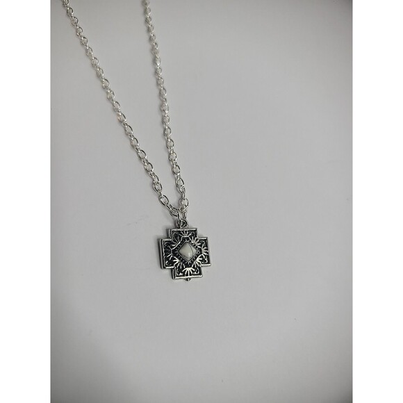 Handmade Chain Necklace Silver Tone Pendant Cross Shape White Stone Middle - Picture 7 of 11